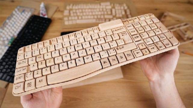 手工打造一台高颜值的木质键盘